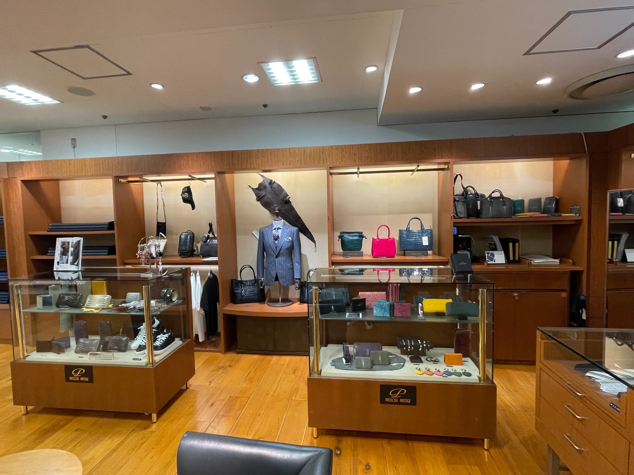 そごう横浜店 5F 紳士雑貨売場